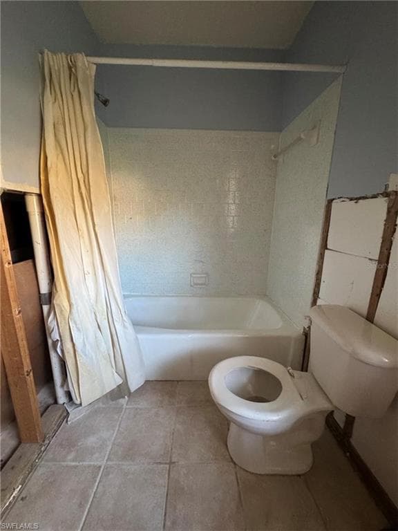 601 Dolphin RD, VENICE FL 34293-12