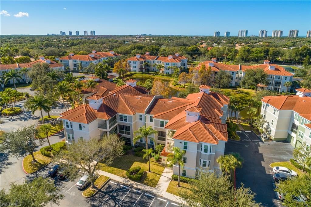 23500 Walden Center DR # 303, ESTERO FL 34134-1