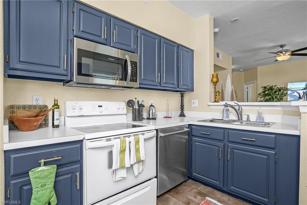 23500 Walden Center DR # 303, ESTERO FL 34134-12