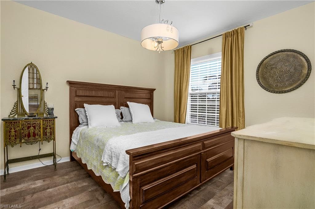 23500 Walden Center DR # 303, ESTERO FL 34134-18