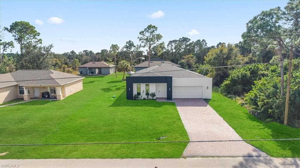 1218 Eclat ST E, LEHIGH ACRES FL 33974-34