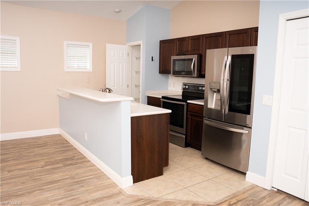 295 Destiny CIR, CAPE CORAL FL 33990-13