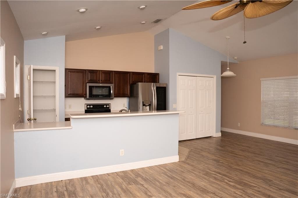 295 Destiny CIR, CAPE CORAL FL 33990-14