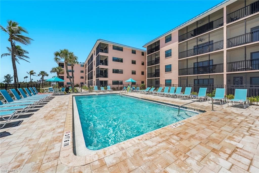 2230 Camino Del Mar DR, SANIBEL FL 33957-24