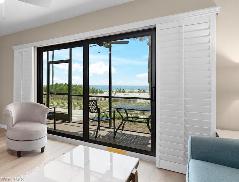 2230 Camino Del Mar DR, SANIBEL FL 33957-2