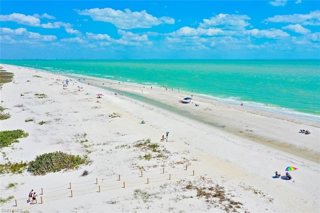 2230 Camino Del Mar DR, SANIBEL FL 33957-31