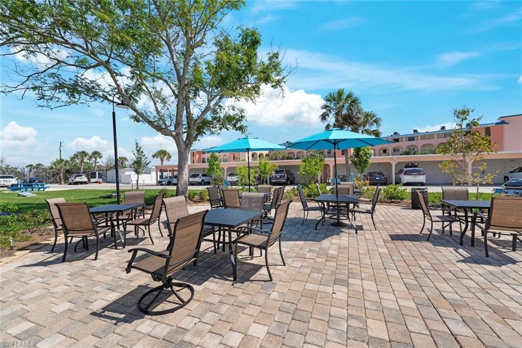 2230 Camino Del Mar DR, SANIBEL FL 33957-33