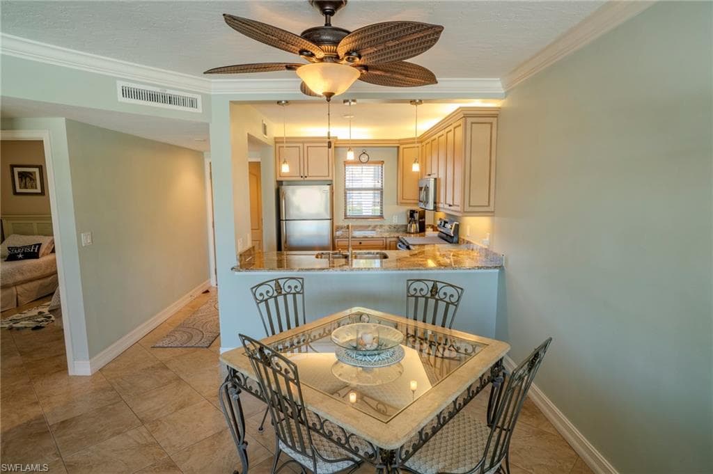 803 River Point DR # 105B, NAPLES FL 34102-15