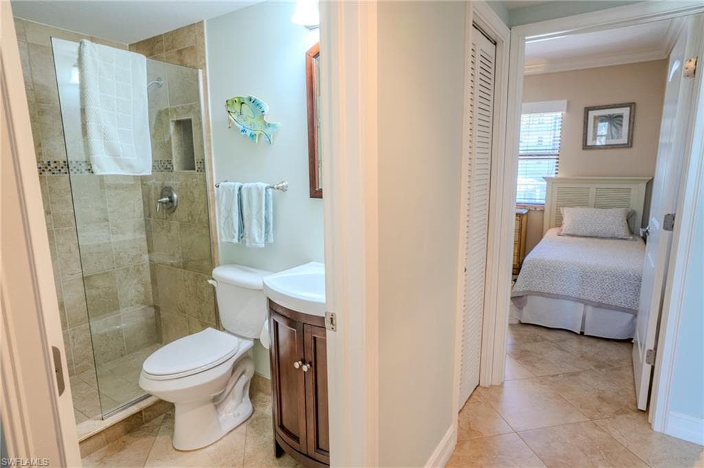 803 River Point DR # 105B, NAPLES FL 34102-27