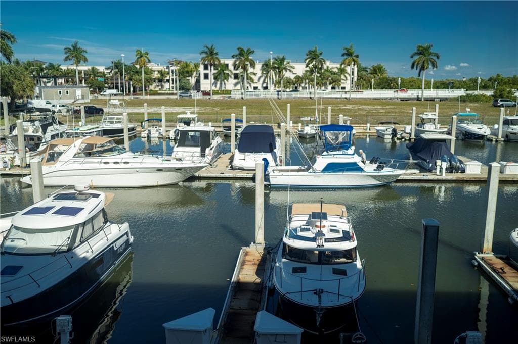 803 River Point DR # 105B, NAPLES FL 34102-4