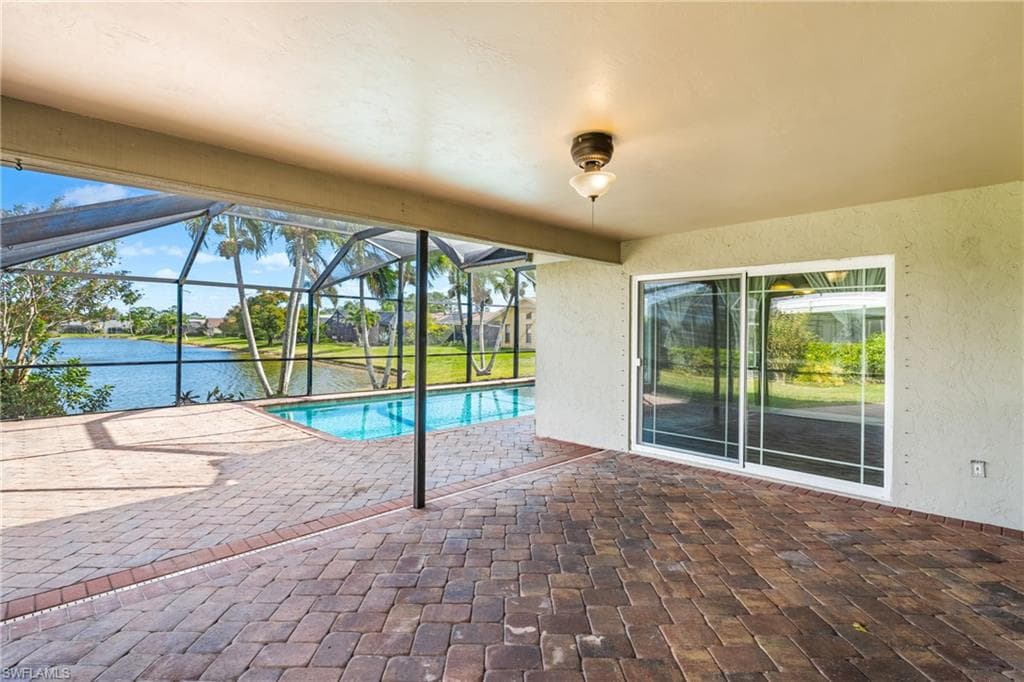 10570 Regent CIR, NAPLES FL 34109-16