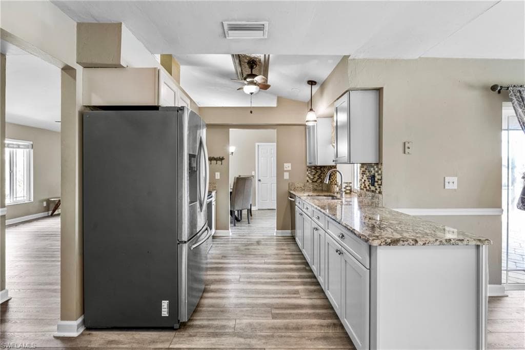 10570 Regent CIR, NAPLES FL 34109-11