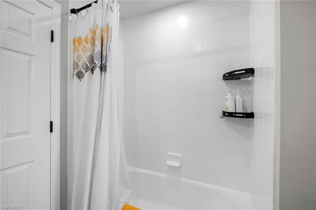 13328 Little Gem CIR, FORT MYERS FL 33913-33