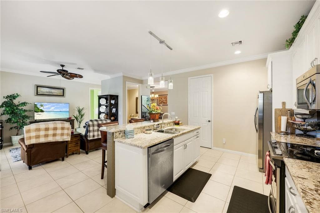 8493 Laurel Lakes BLVD, NAPLES FL 34119-10