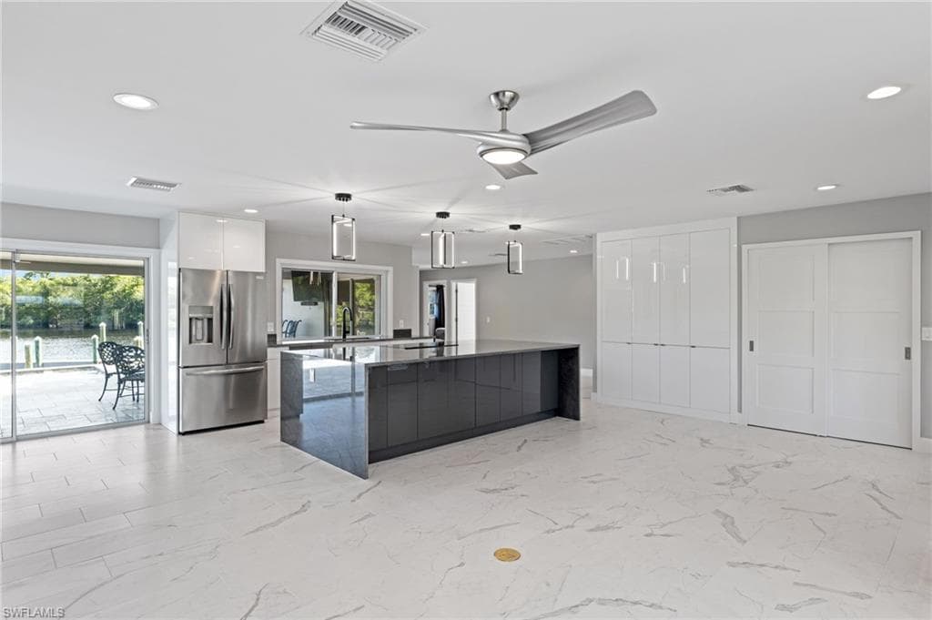 432 Seaworthy RD, NORTH FORT MYERS FL 33903-10