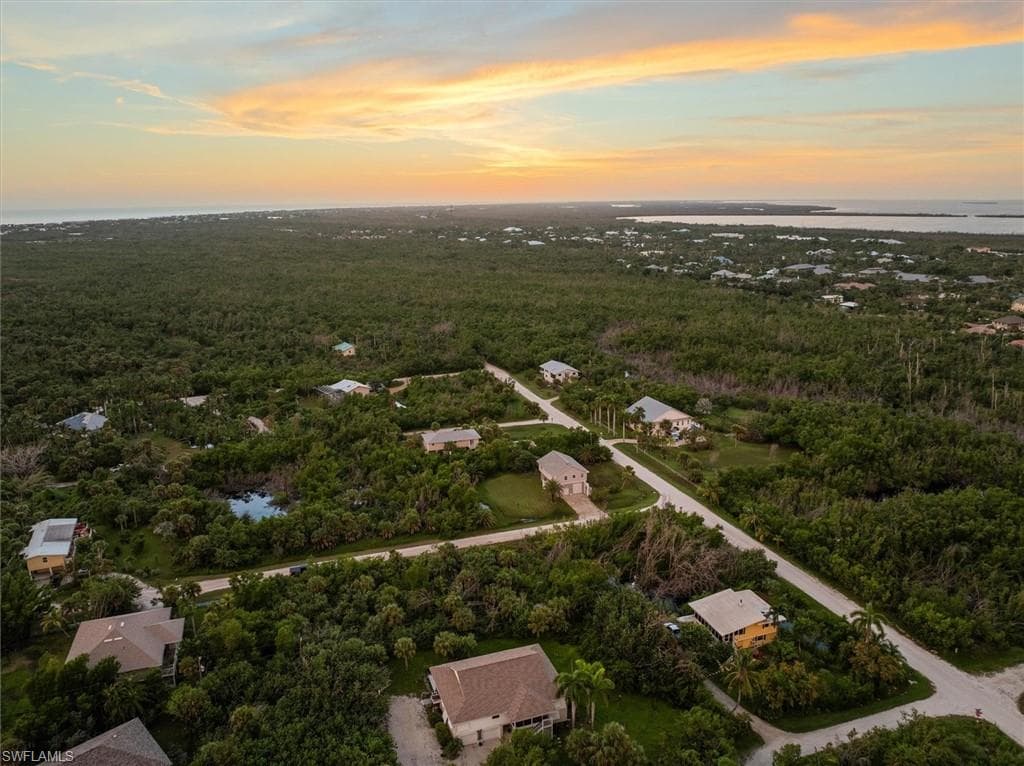 486 Ponce De Leon RD, SANIBEL FL 33957-10