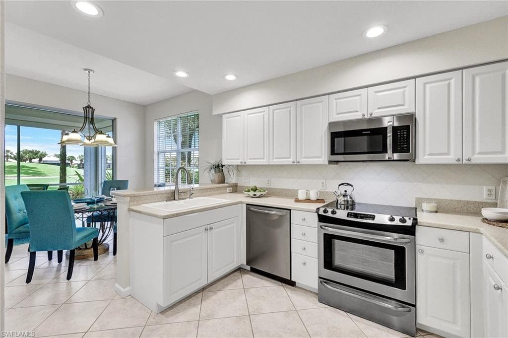 9261 Palmetto Ridge DR 102-6