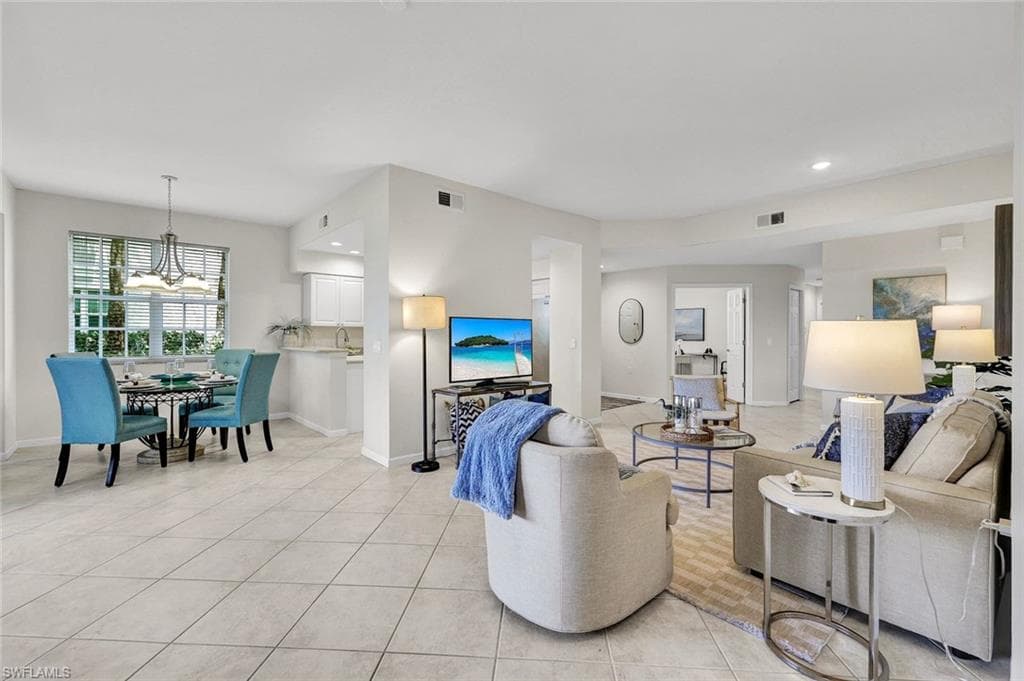 9261 Palmetto Ridge DR 102-2