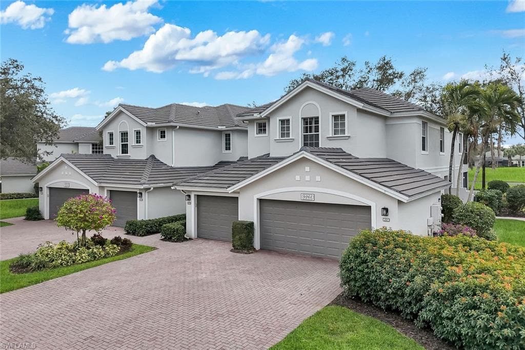 9261 Palmetto Ridge DR 102-4