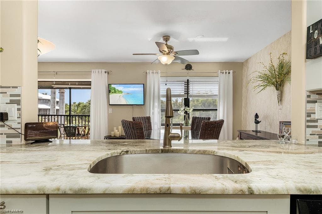 5221 Blue Crab CIR # B4, BOKEELIA FL 33922-7