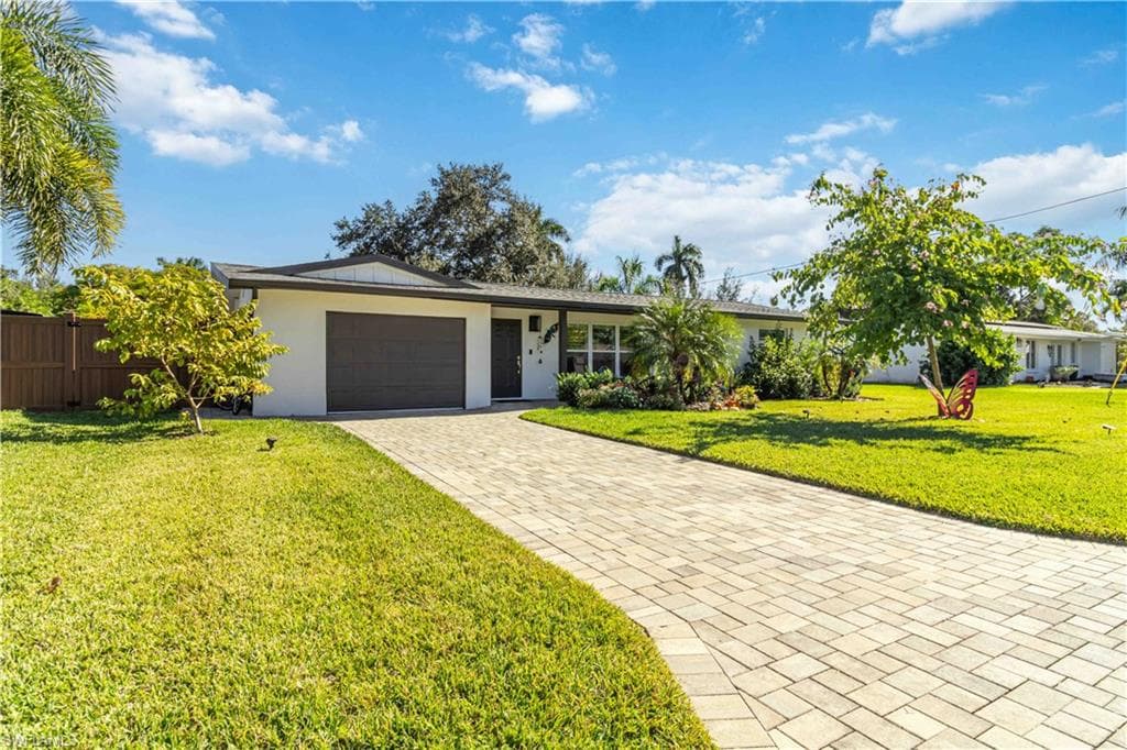 6304 Saint Andrews CIR S, FORT MYERS FL 33919-2