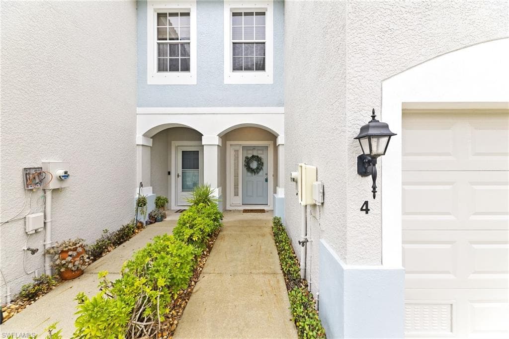 8290 Village Edge CIR # 4, FORT MYERS FL 33919-1