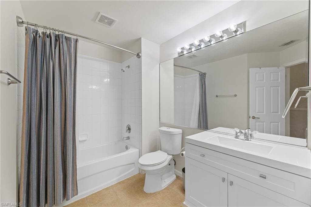 8290 Village Edge CIR # 4, FORT MYERS FL 33919-18