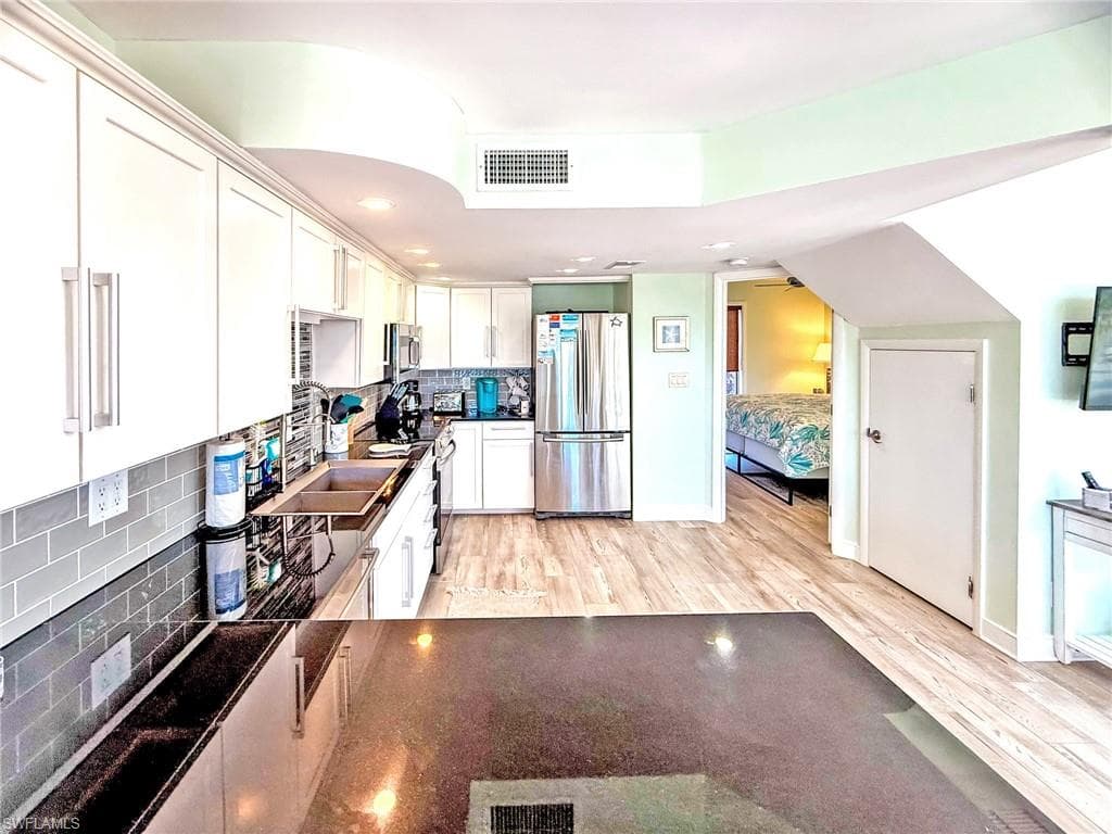 543 Gulf LN-21