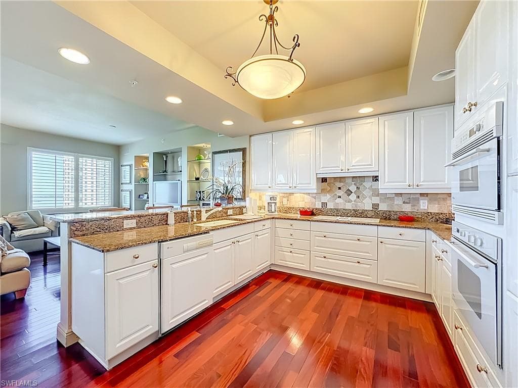 4875 Pelican Colony BLVD 1003-18