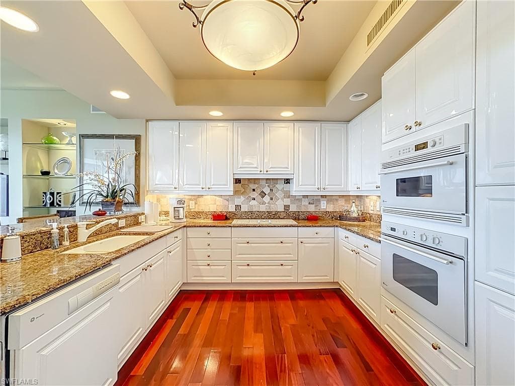 4875 Pelican Colony BLVD 1003-20