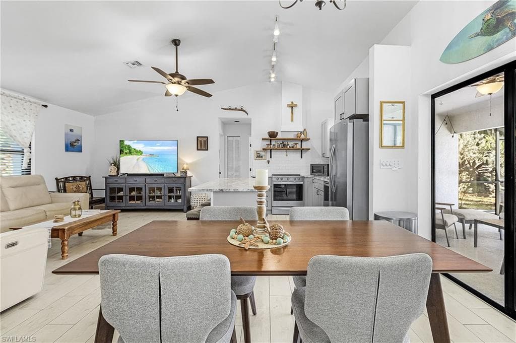 12184 Dolphin RD, BOKEELIA FL 33922-6