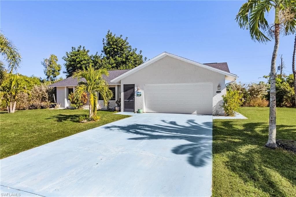 12184 Dolphin RD, BOKEELIA FL 33922-2