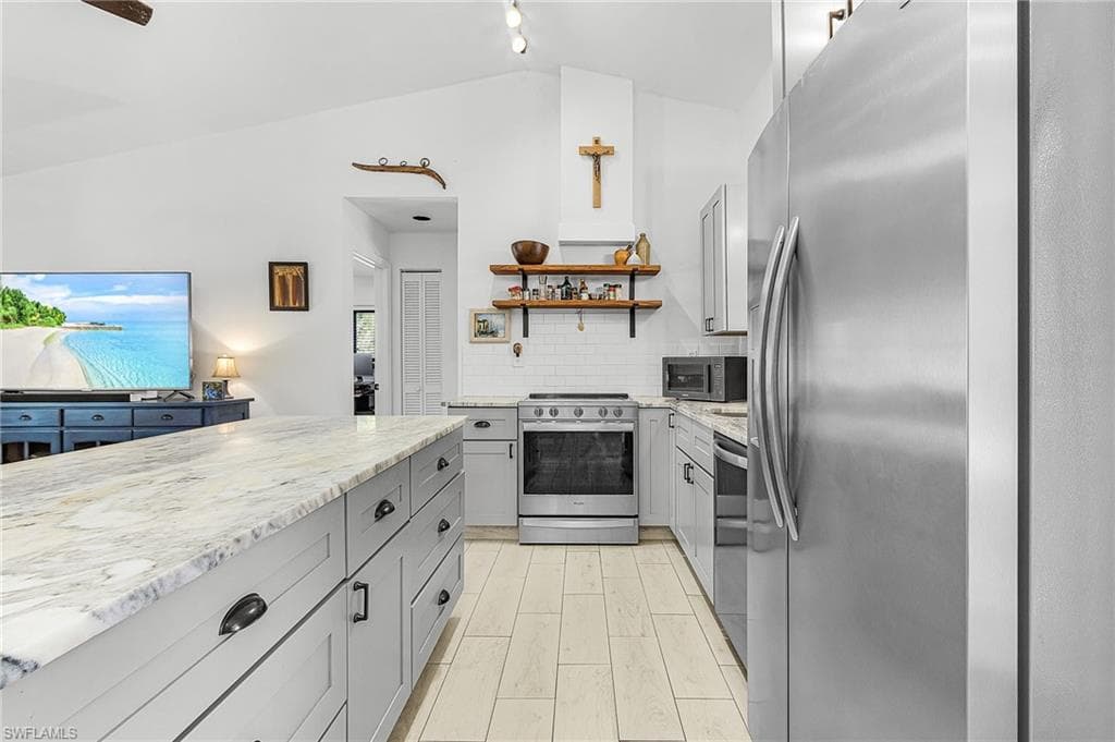 12184 Dolphin RD, BOKEELIA FL 33922-4