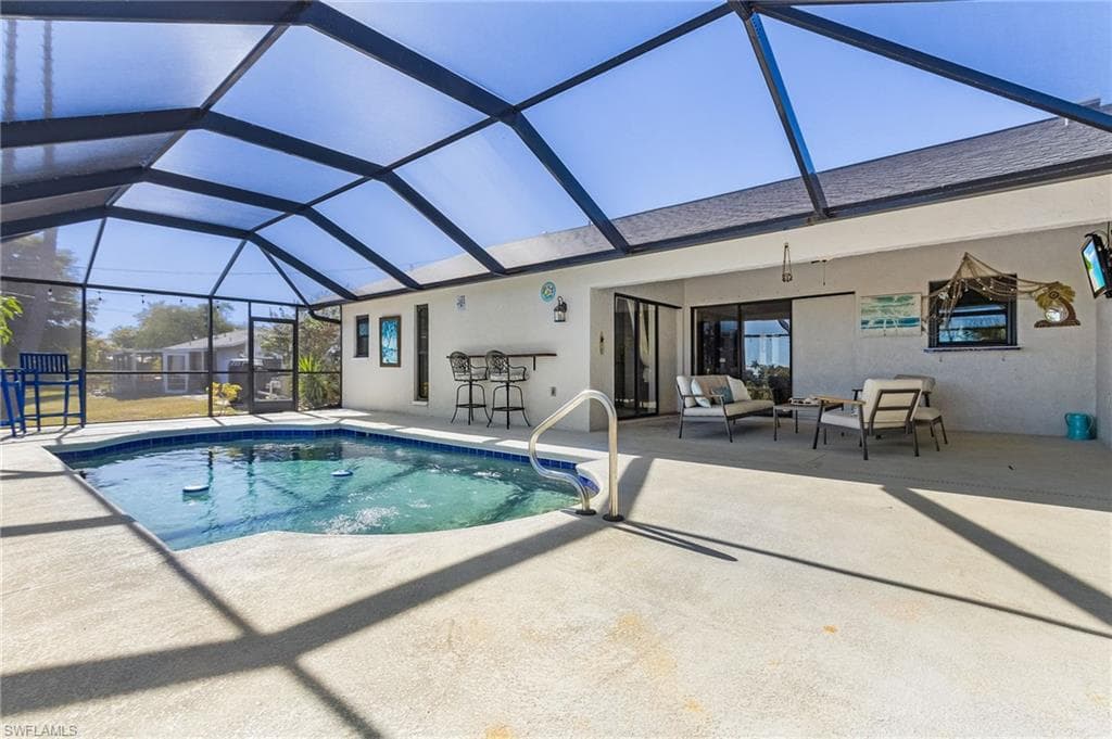 12184 Dolphin RD, BOKEELIA FL 33922-19