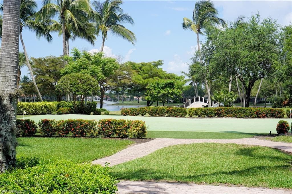 4194 Saint George LN, NAPLES FL 34119-26