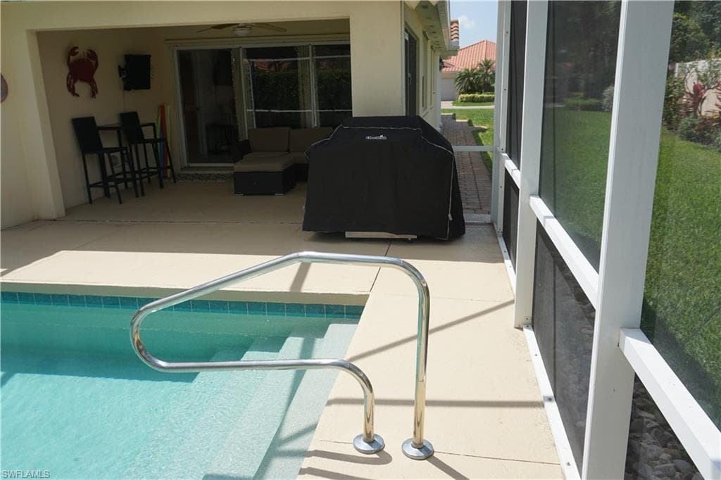 4194 Saint George LN, NAPLES FL 34119-16