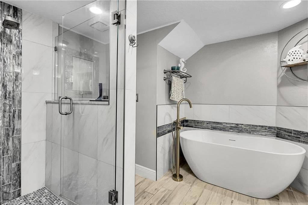 4199 Jace CT, ESTERO FL 33928-18