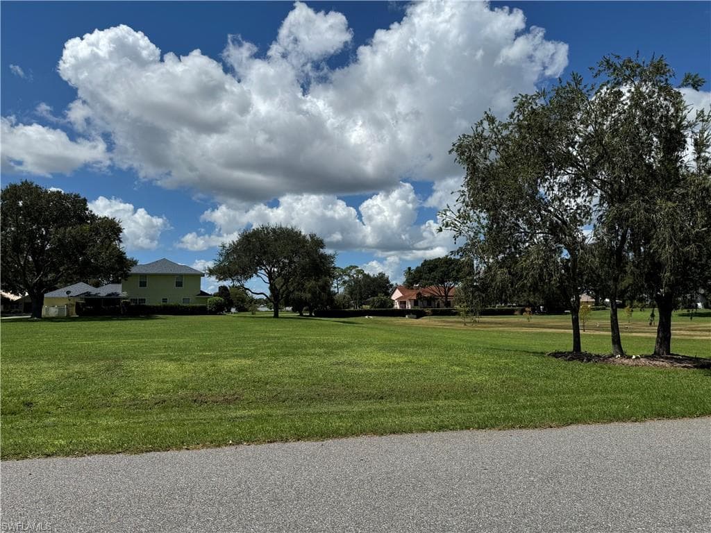 13 Meadowlake CIR S, LAKE PLACID FL 33852-3