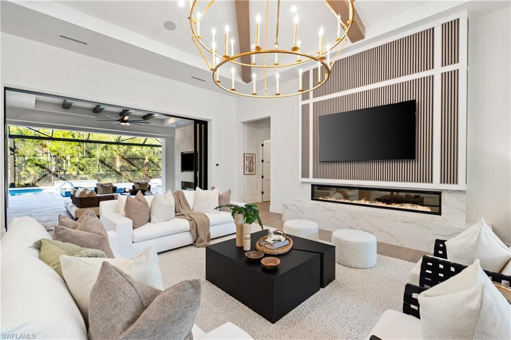 4525 Club Estates DR, NAPLES FL 34112-4