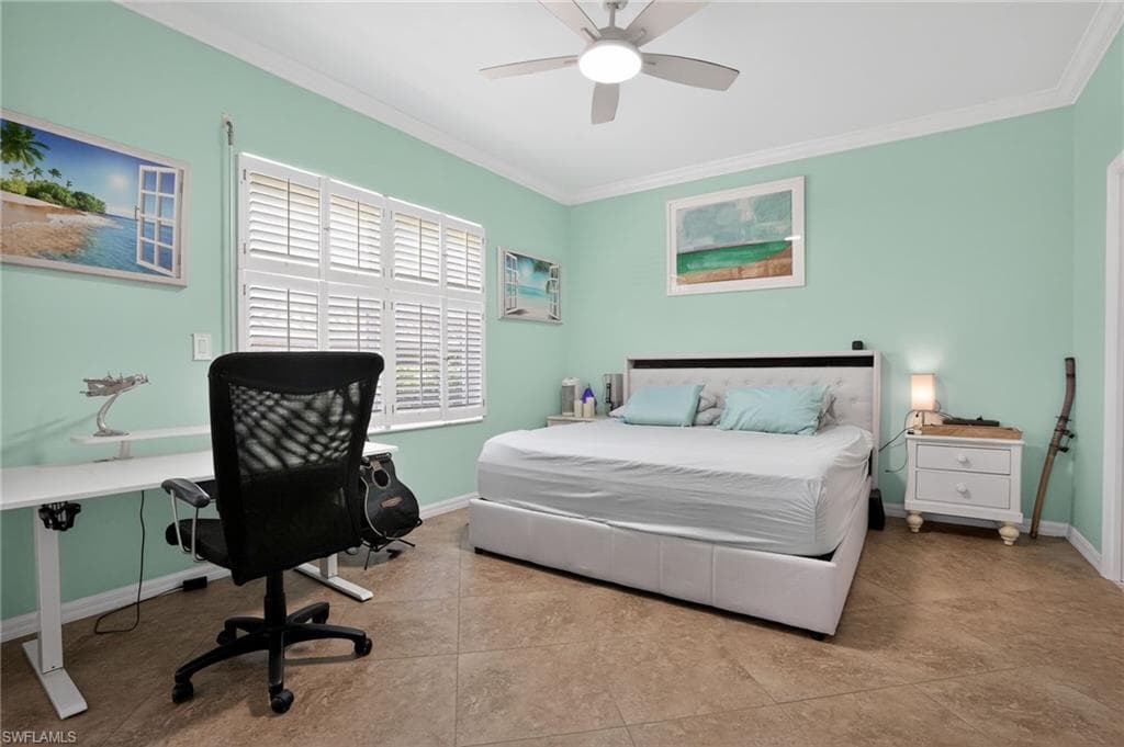 519 Roma CT # 101, NAPLES FL 34110-16