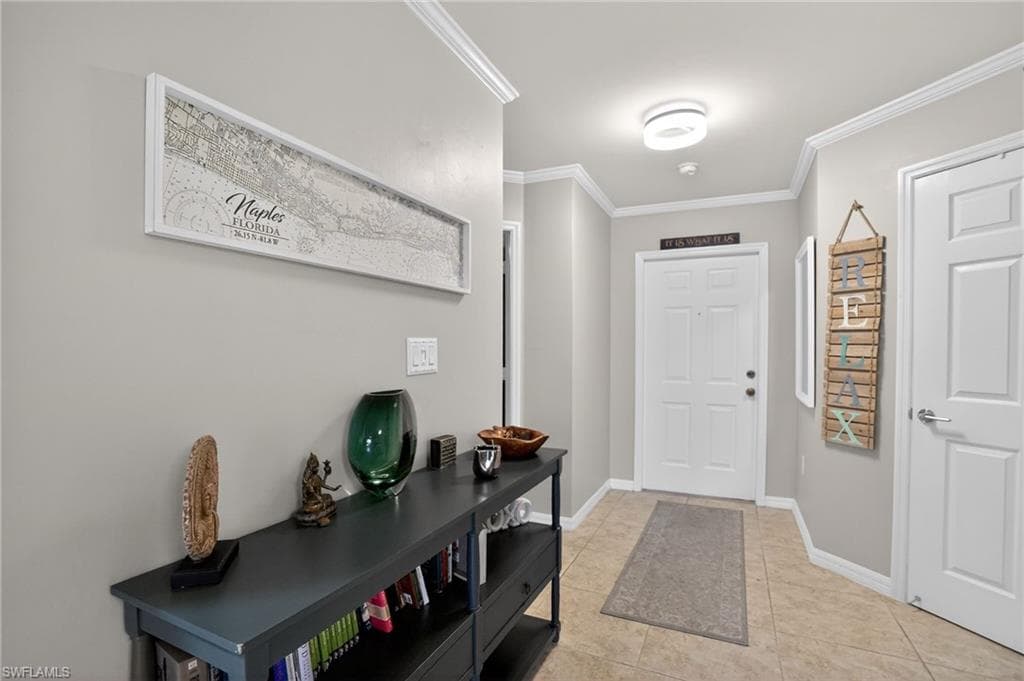 519 Roma CT # 101, NAPLES FL 34110-2