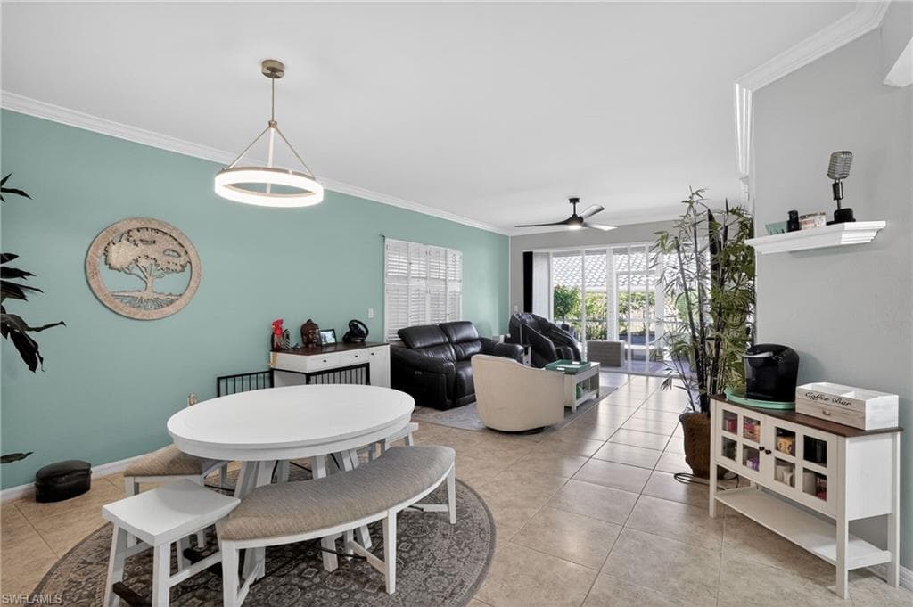 519 Roma CT # 101, NAPLES FL 34110-13