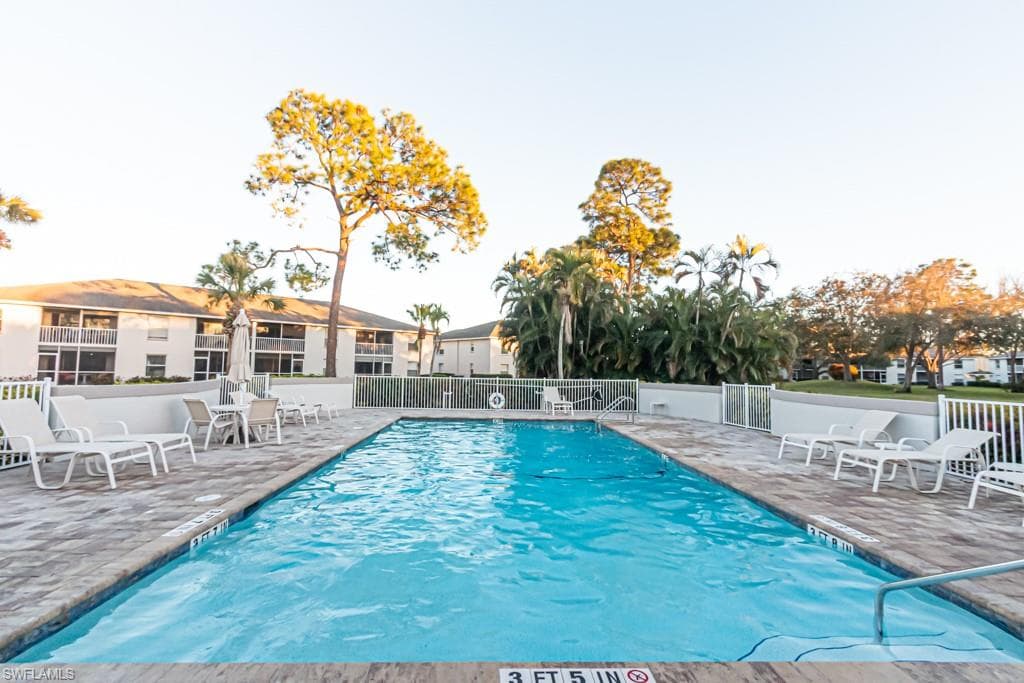 1392 Churchill CIR O101-16