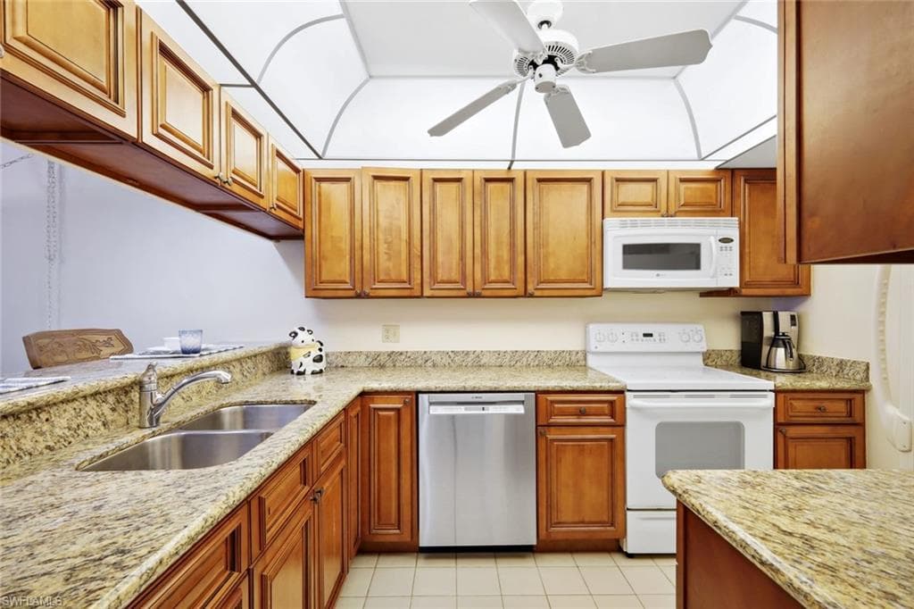 25870 Hickory BLVD 604-6