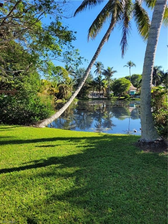 870 Forest AVE, NAPLES FL 34102-16