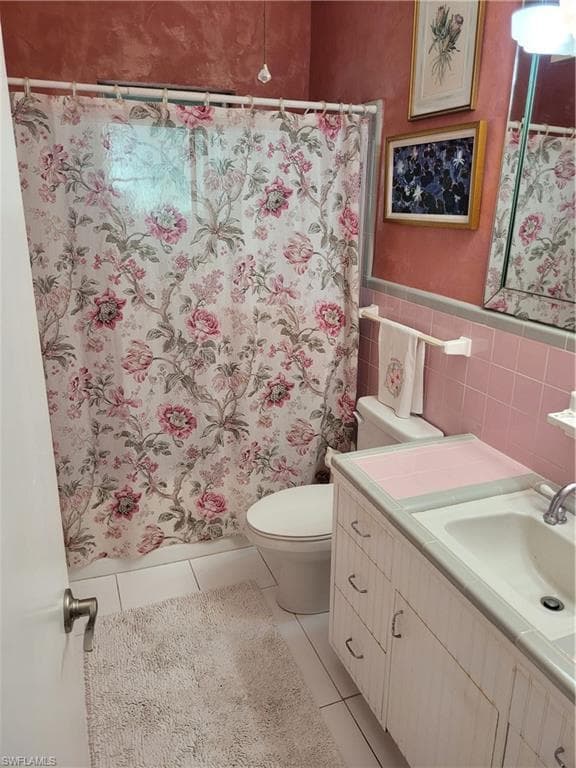 870 Forest AVE, NAPLES FL 34102-11