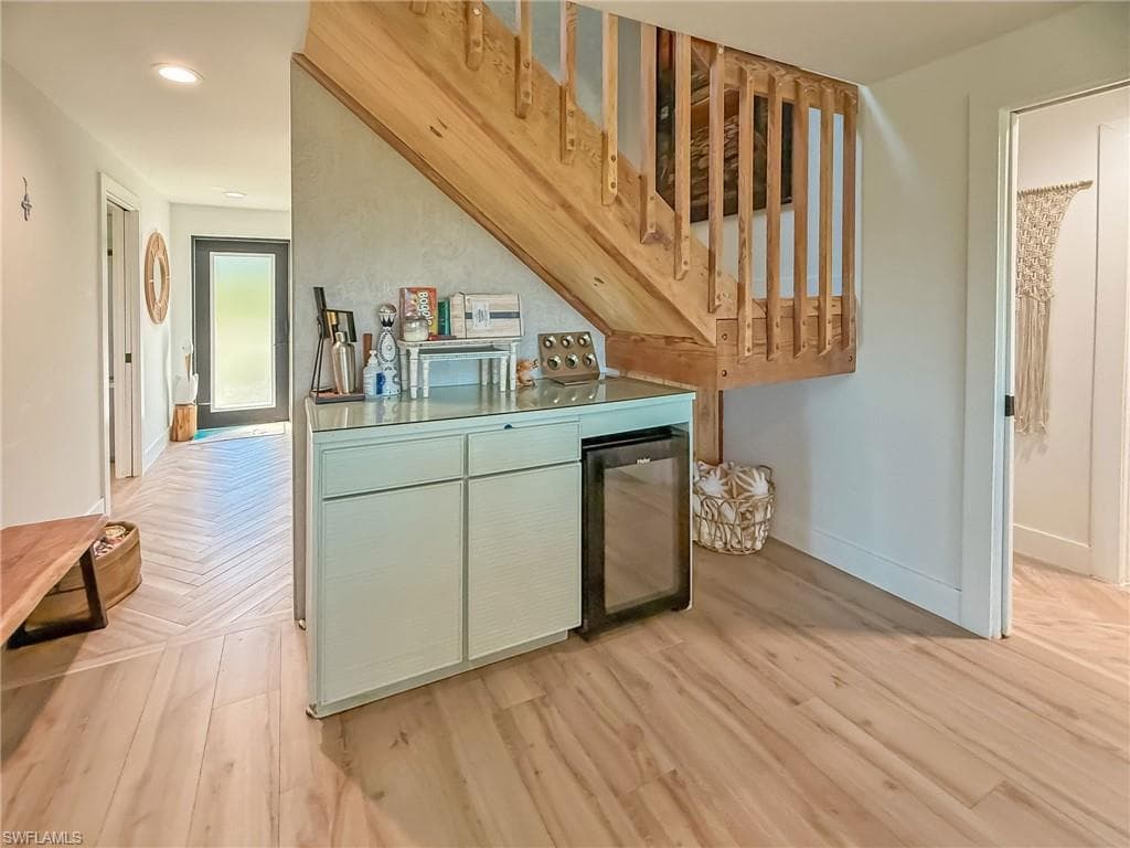 4490 Harbor Bend DR-19