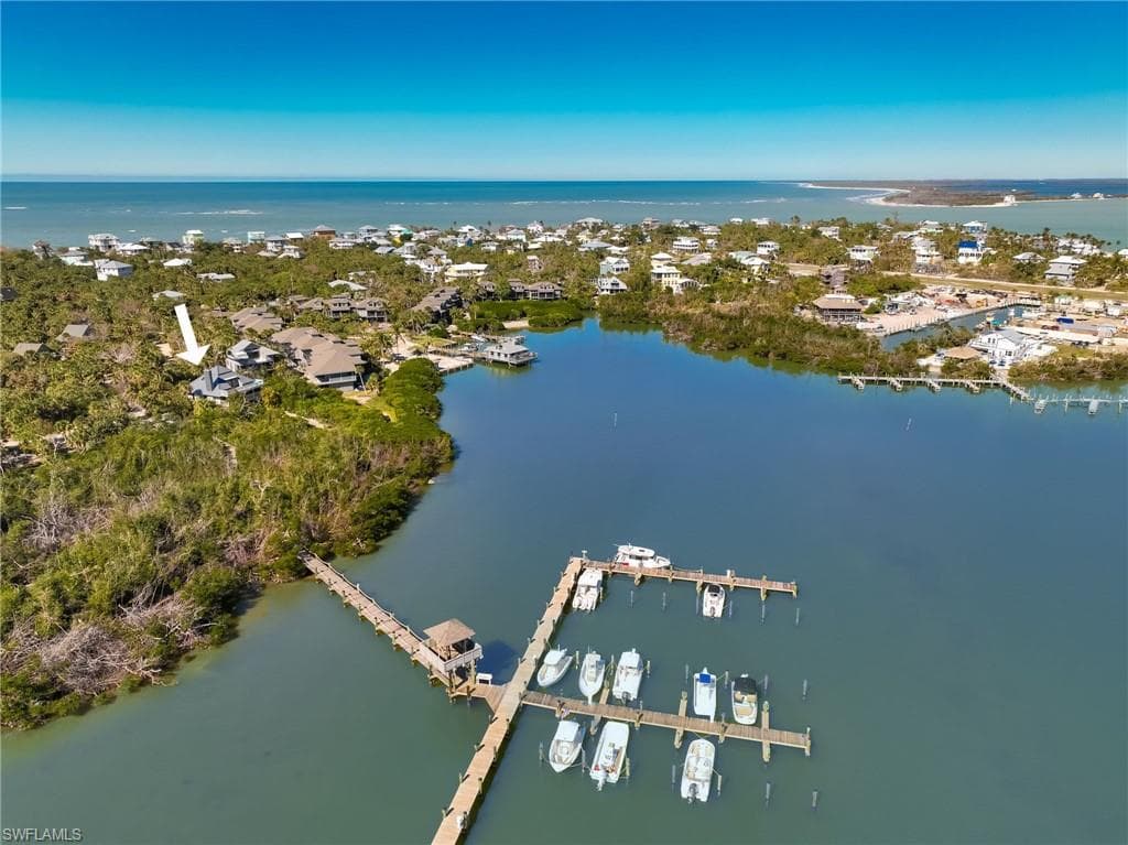 4490 Harbor Bend DR-4