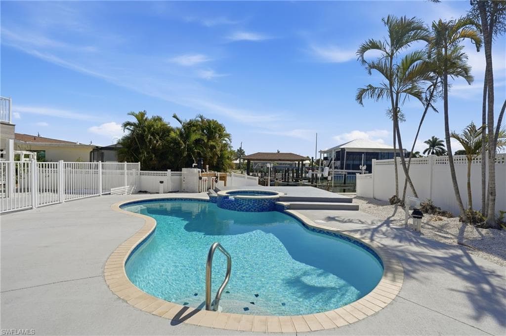 1 Fairview BLVD-3