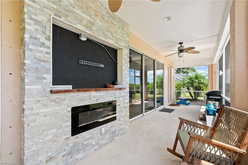 2688 Bellingham CT, CAPE CORAL FL 33991-16